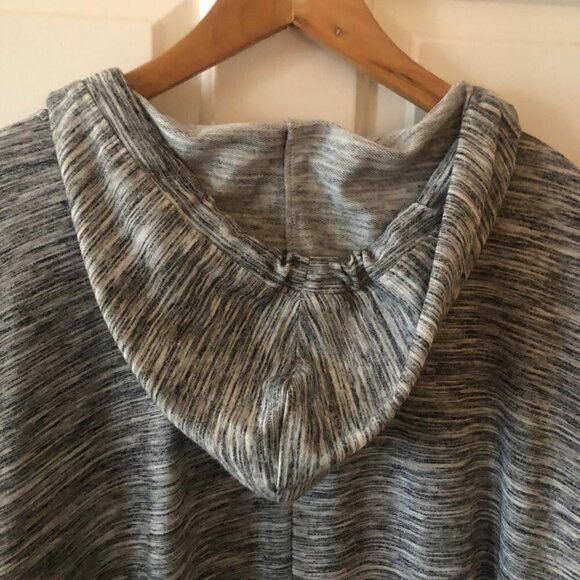 Women's Plus Lane Bryant Livi Active Lightweight Hoodie Sweatshirt 18/20 - Picture 9 of 11